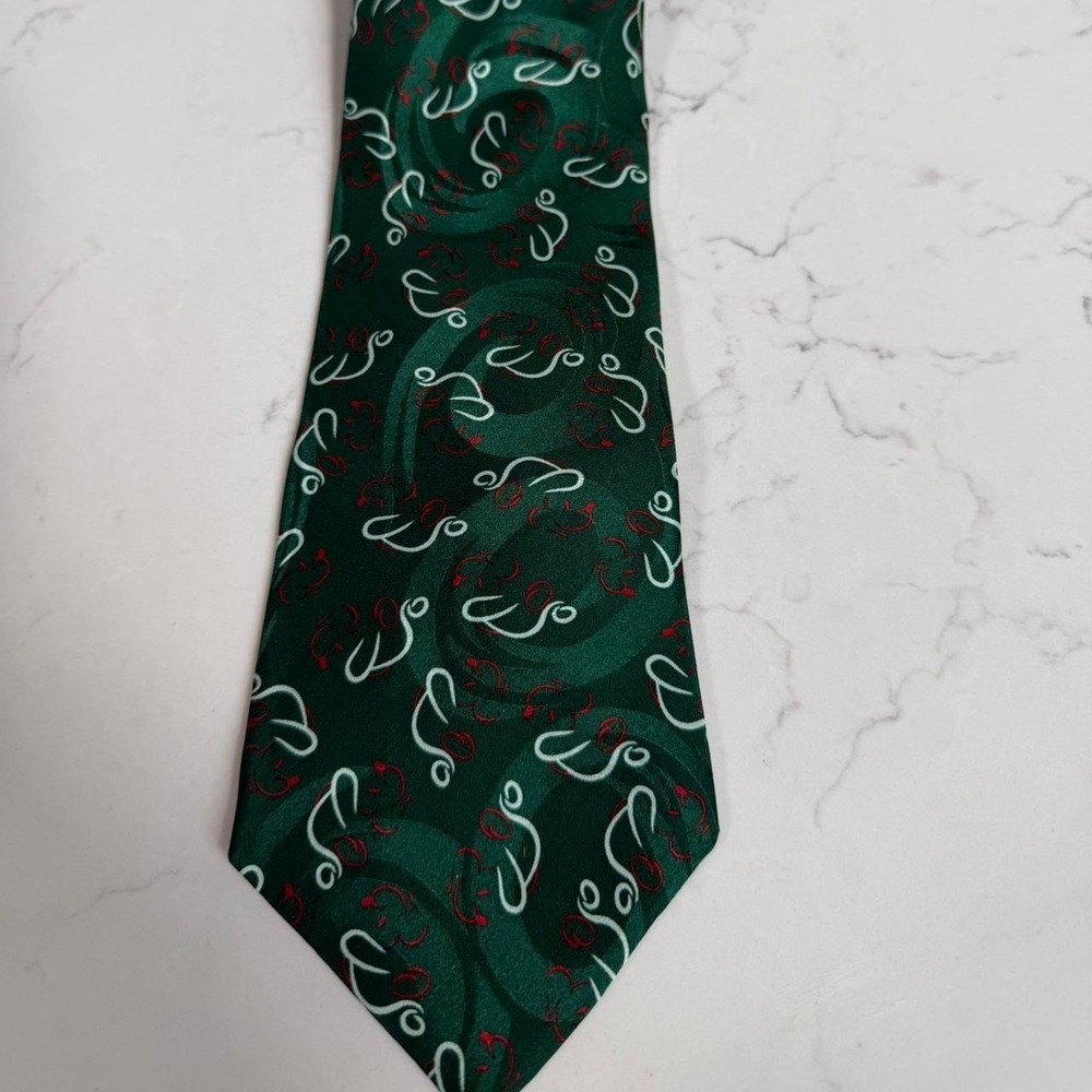 Vintage Walt Disney World Hidden Mickey Silk Necktie Green NWT